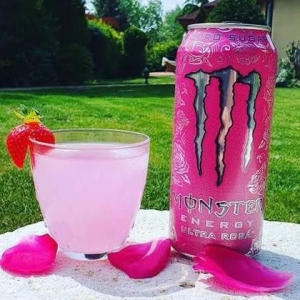 Monster Energy Ultra Rosa